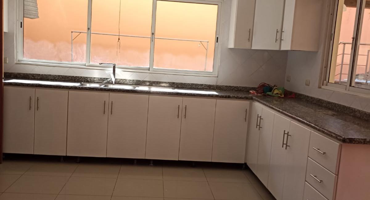 RD Househunter consultores bienes raices | Landingmaker.es
